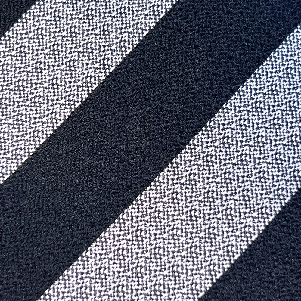Charles Tyrwhitt Mens Silk Necktie Classic Navy Blue Silver Grey Striped career